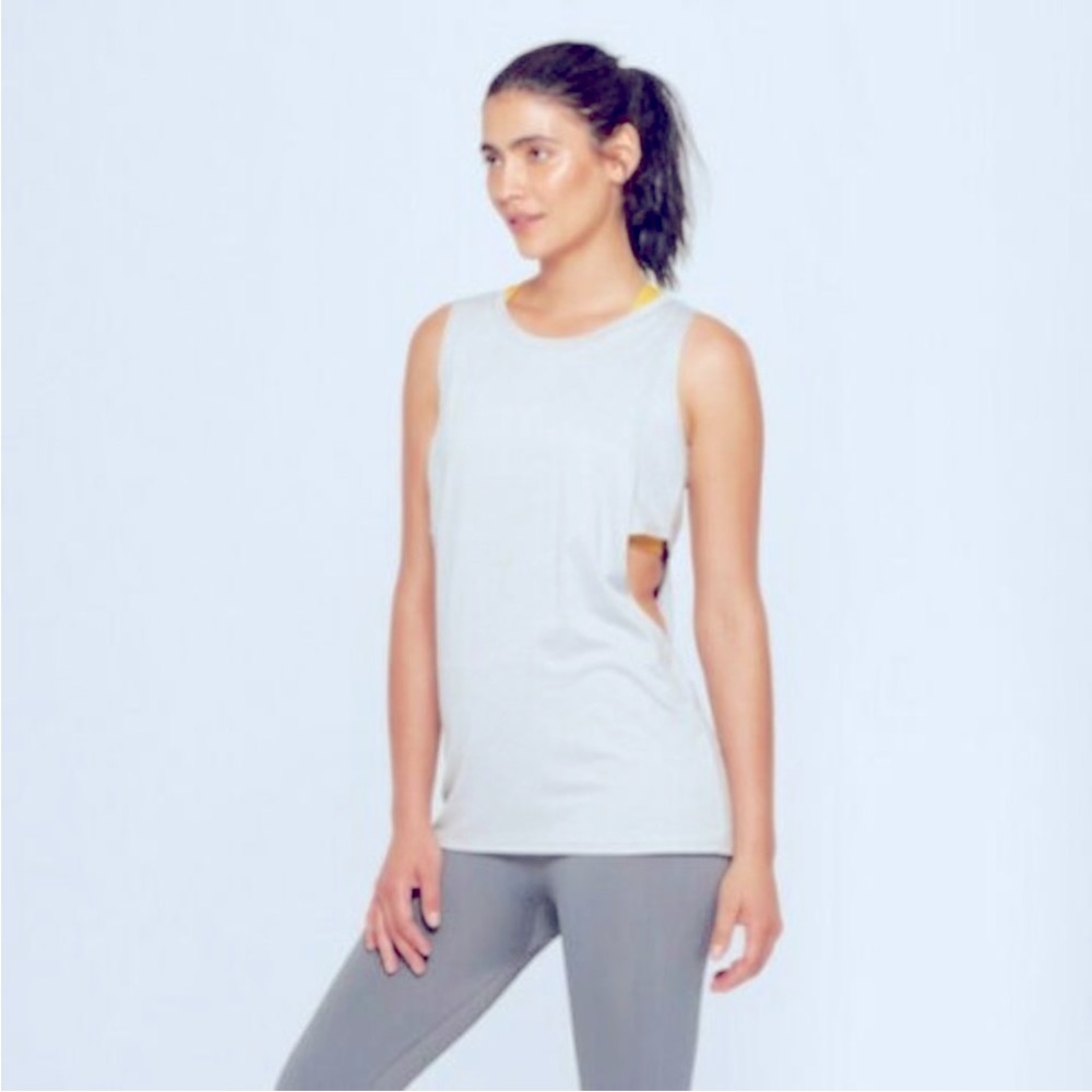 NWT Joylab Sleeveless Workout Top size medium